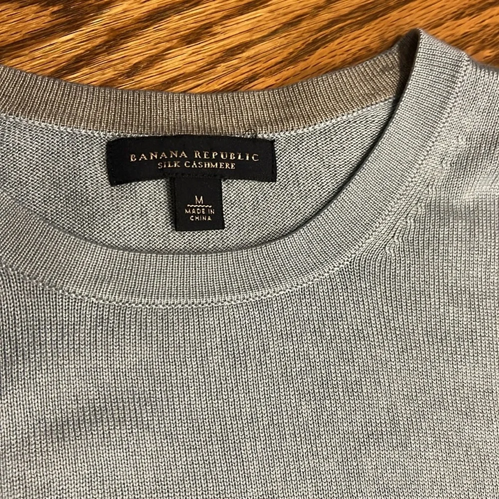 Butter, soft, banana republic, men’s silk cashmere sweater - Picture 2 of 3